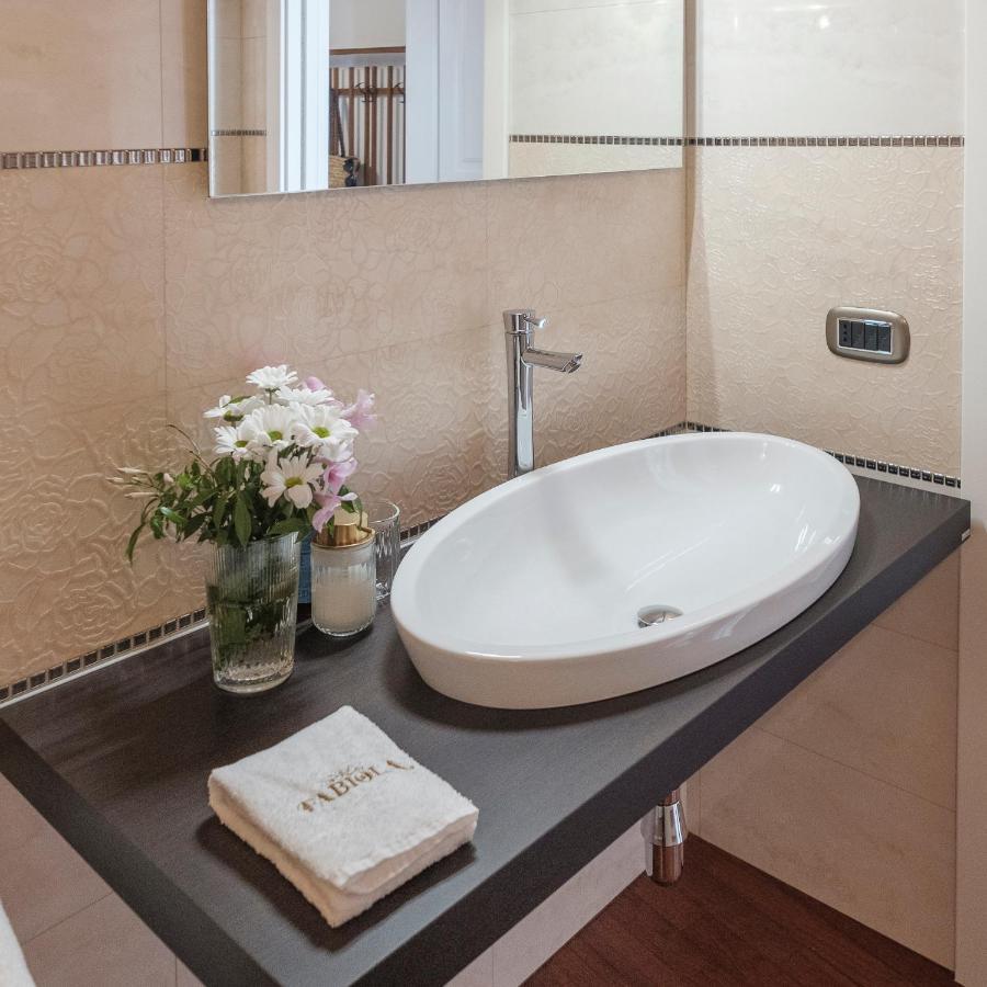 Fabiola Exclusive Apartment กร็อตตาเย ภายนอก รูปภาพ