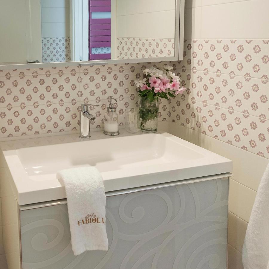 Fabiola Exclusive Apartment กร็อตตาเย ภายนอก รูปภาพ
